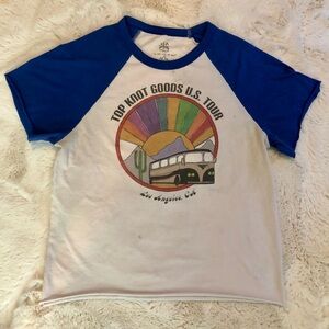 Topknotgoods size small vintage tee
